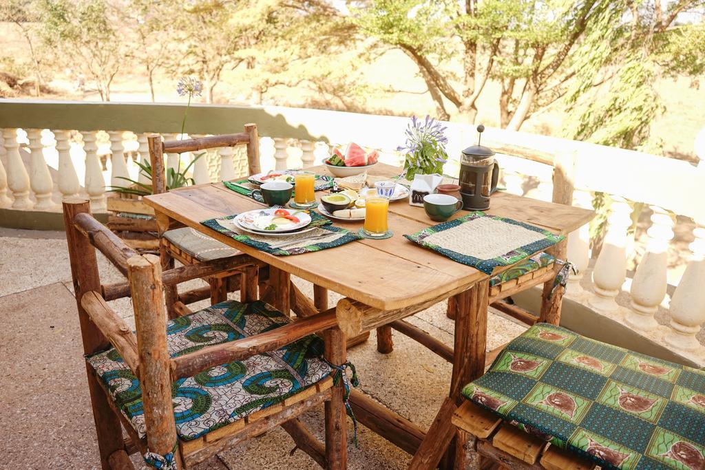 The Secret Garden Hotel Moshi Extérieur photo