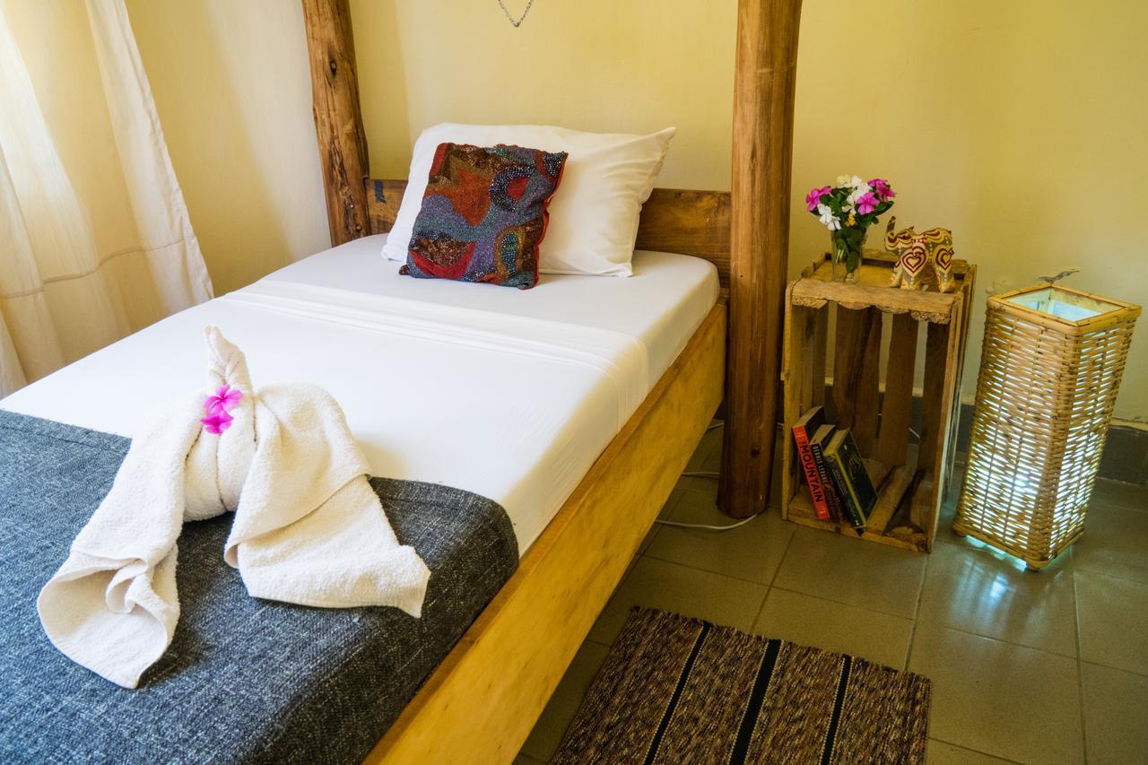 The Secret Garden Hotel Moshi Extérieur photo
