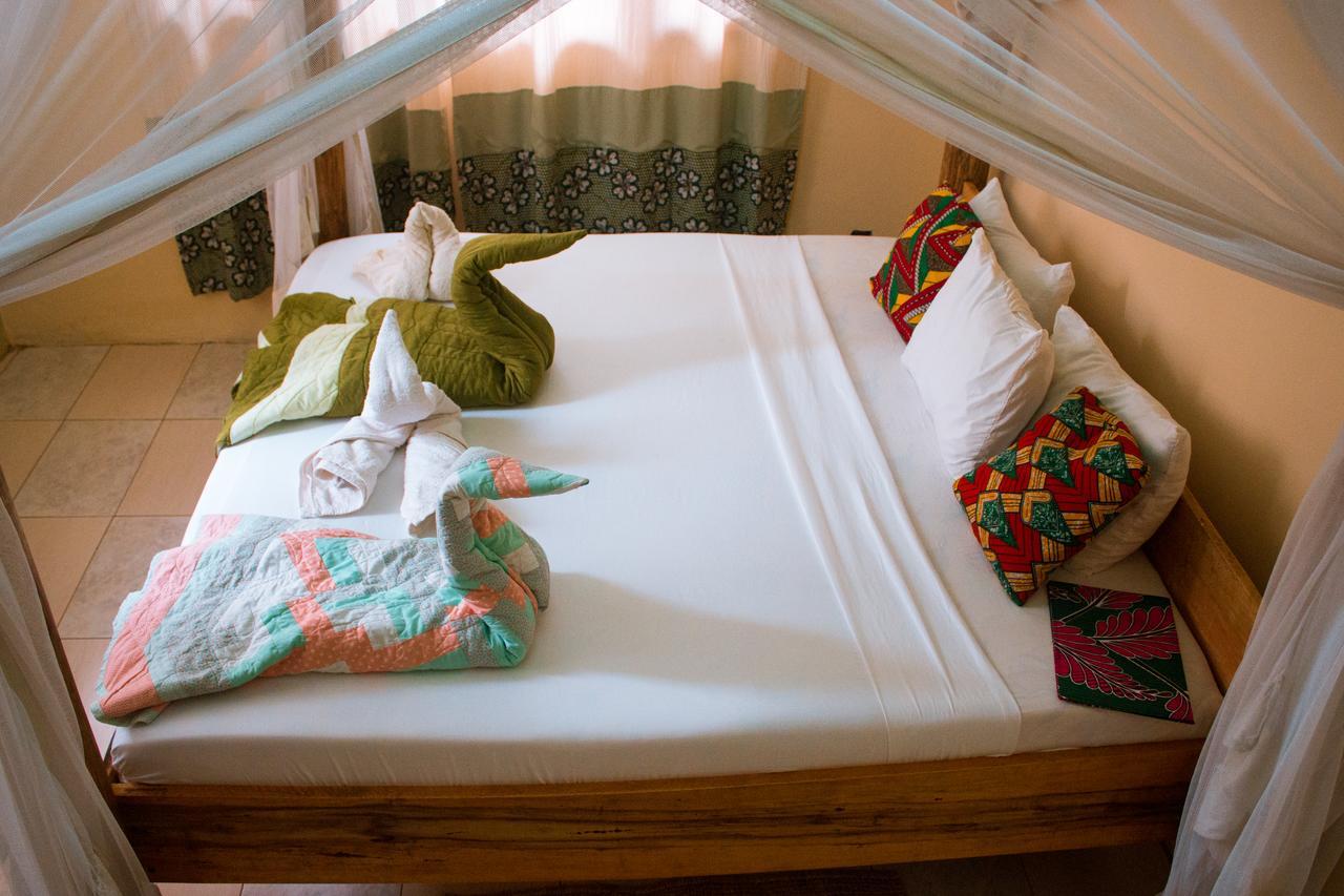 The Secret Garden Hotel Moshi Extérieur photo