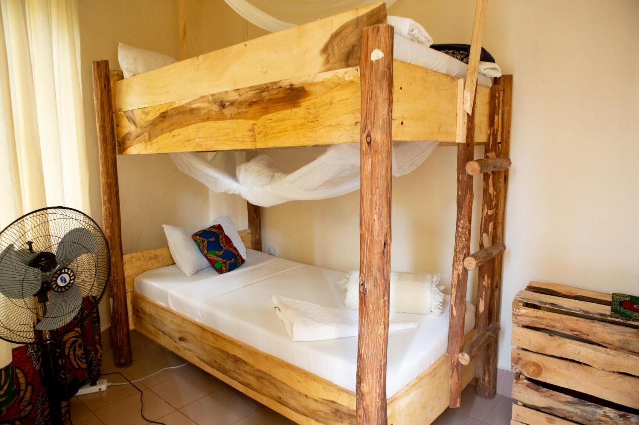 The Secret Garden Hotel Moshi Extérieur photo