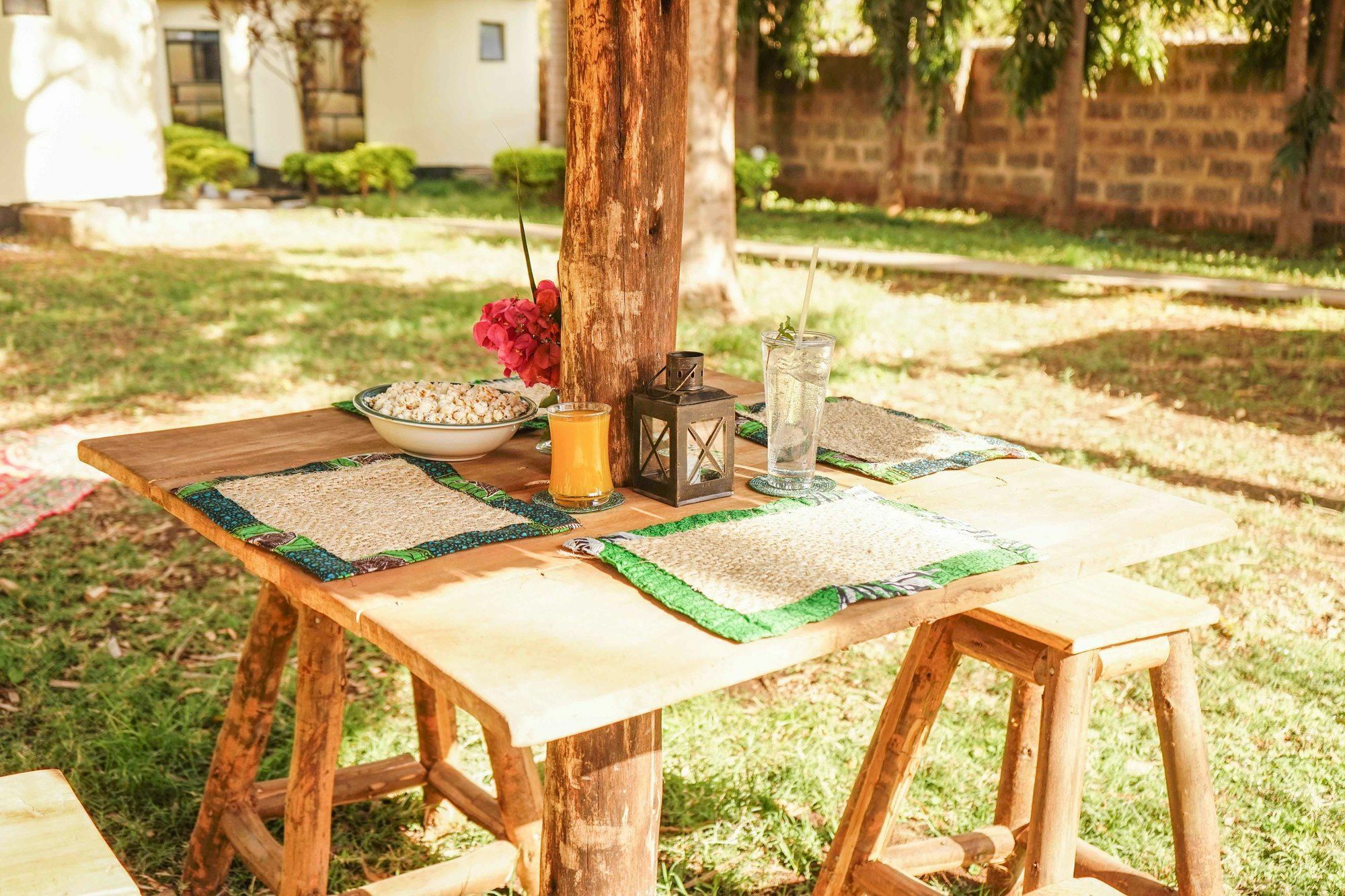 The Secret Garden Hotel Moshi Extérieur photo